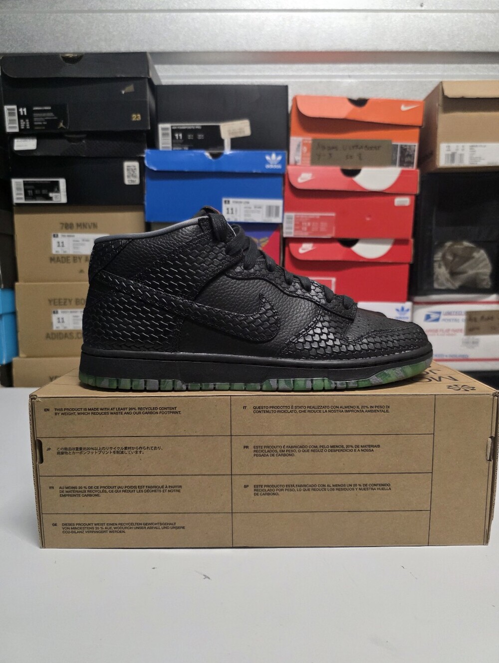 Nike Dunk Mid Premium Halloween Headless Horseman